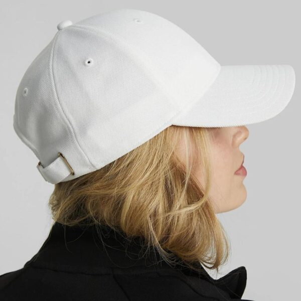 Gorra Puma Gold Metal Blanca - Image 4